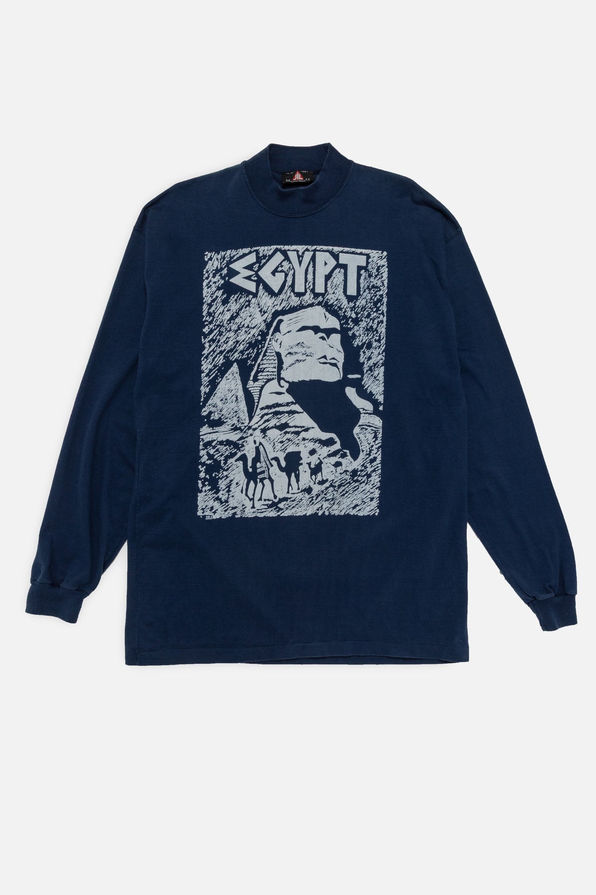 Vintage Graphic Long-Sleeve Shirt